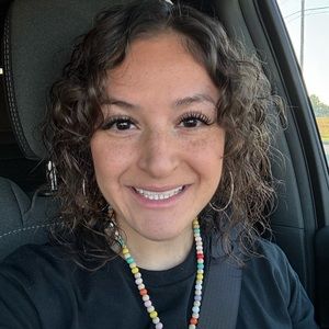 Meet your Posher, Patricia